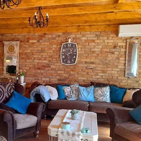 Ferienhaus Mala Garda *