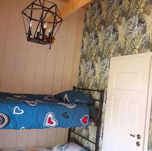 Mala Garda بيت للعطل